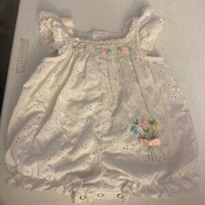 Vintage baby girl lace bubble romper